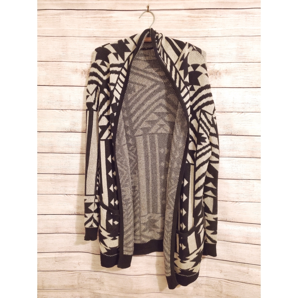 🔴 2/$25🔴⚡ ECOTE ⚡ Cardigan - Black & Tan
